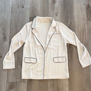 Lightweight Cream Blazer with Black Piping